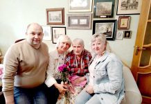 Ветераны Климовичской райбольницы принимали поздравления с Днем медицинских работников