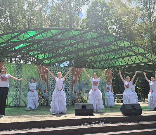 В Климовичах отпраздновали День защиты детей ярким концертом Главная