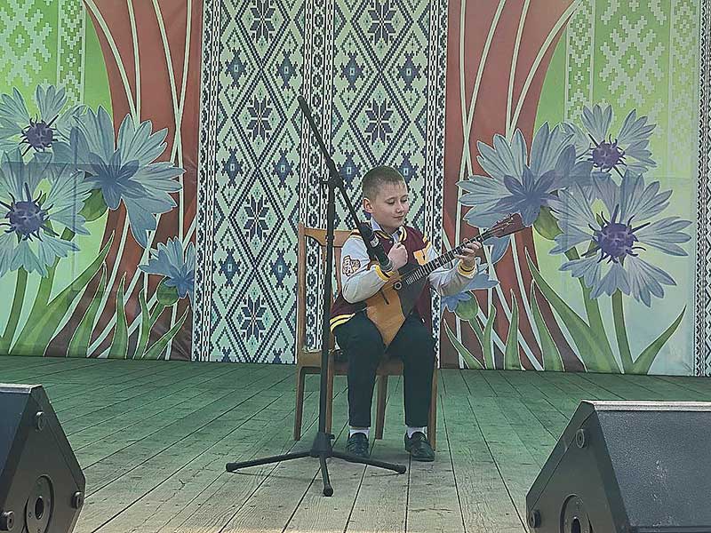 В Климовичах отпраздновали День защиты детей ярким концертом