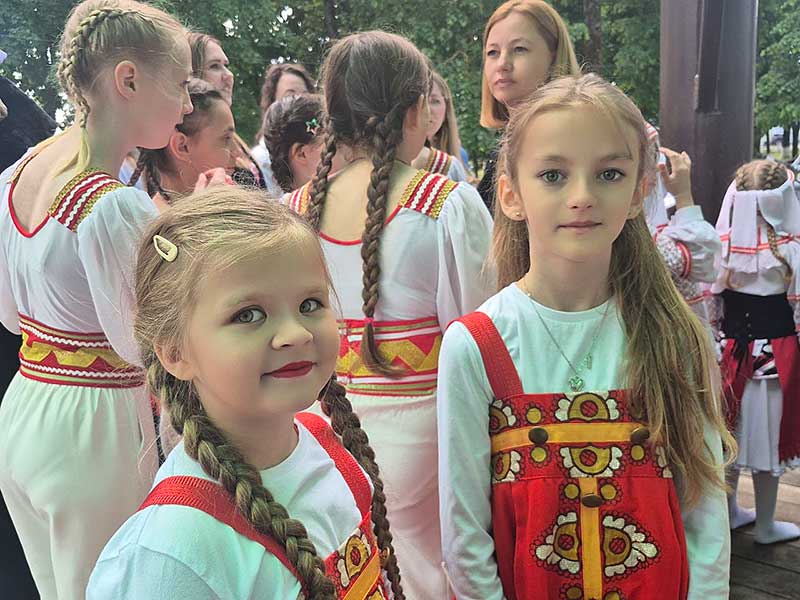 В Климовичах отпраздновали День защиты детей ярким концертом