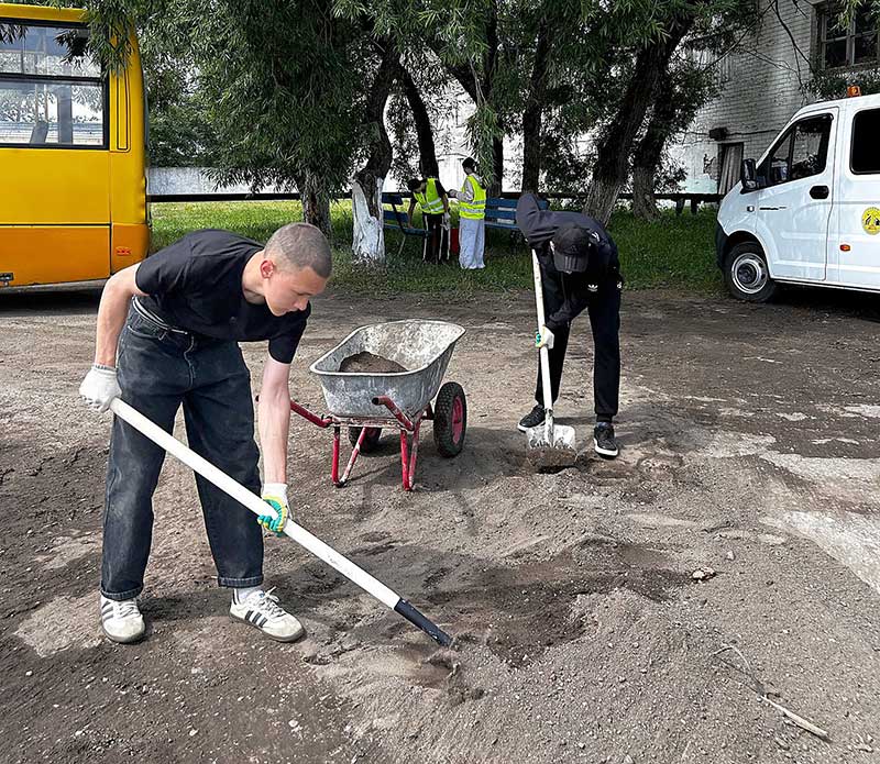 Студотрядовское движение в Климовичах: как «Комета» помогает благоустраивать район