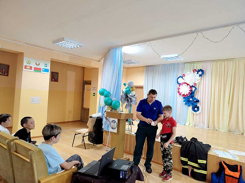 Как климовичские школьники учились проводить безопасное лето