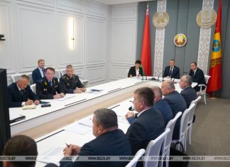 Новые комбайны, мехотряды и виды на урожай: Исаченко рассказал об уборочной в регионе