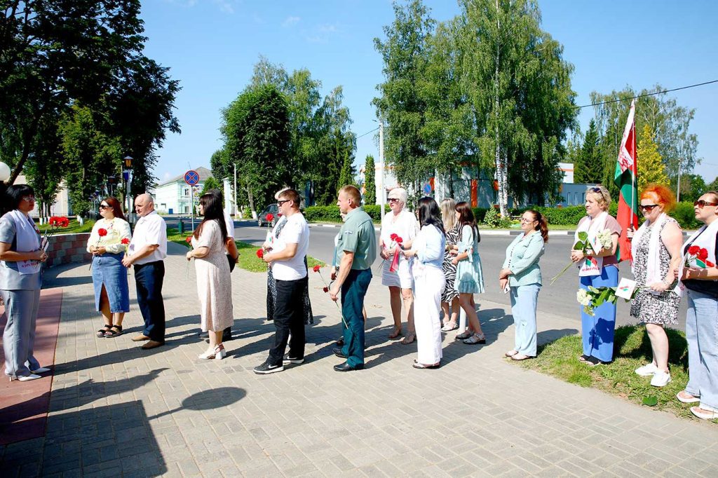 Климовчане встречают День Независимости патриотическим автопробегом