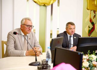 Александр Горошкин встретился с местными депутатами и провел прием граждан в Климовичах