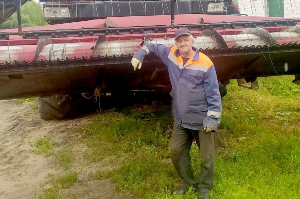 В ОАО «Макеевичи» Климовичского района убрали рапс и ячмень