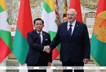 Лукашенко: Беларусь способна обеспечить народ Мьянмы всем необходимым