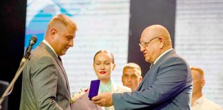 Климовчанину Владимиру Шапкину вручен нагрудный знак «За заслугі ў будаўніцтве»