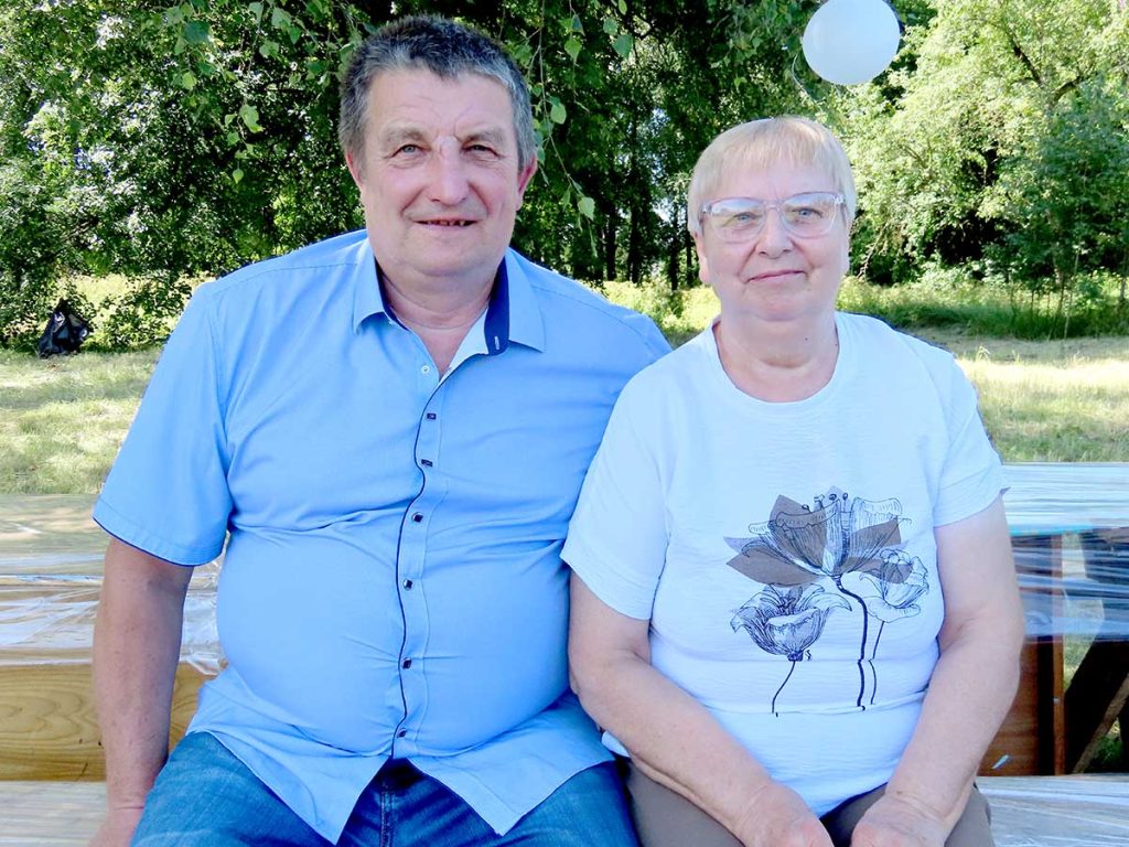 Как в Недведи встречали земляков и одноклассников
