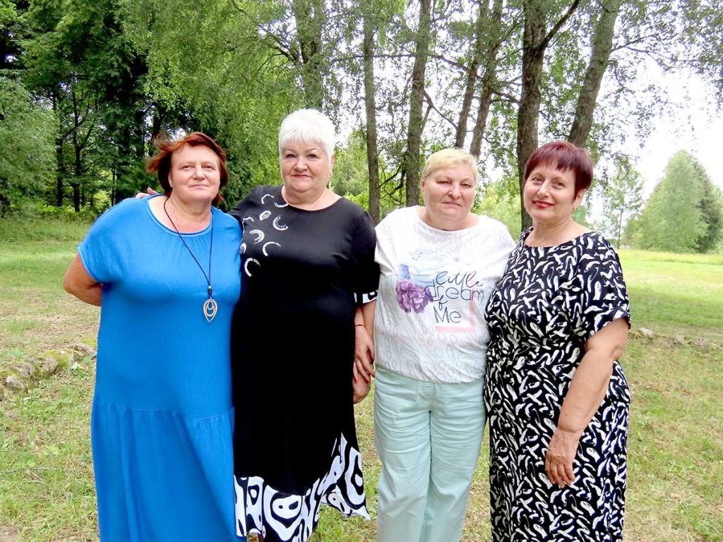В Галичской школе состоялась встреча выпускников, посвященная 50-летию выпуска 1976 года