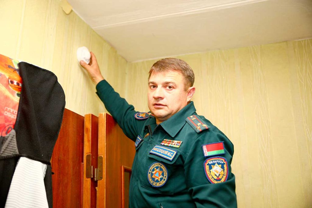 На Климовщине продолжают устанавливать АПИ в домах многодетных семей