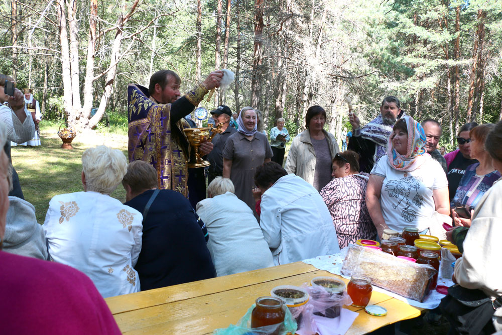 На Климовщине празднуют Медовый Спас