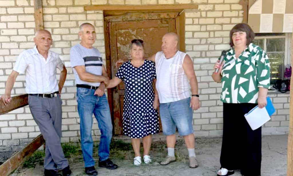 «Здесь наши глубокие корни»: в деревне Переволочня встретились земляки