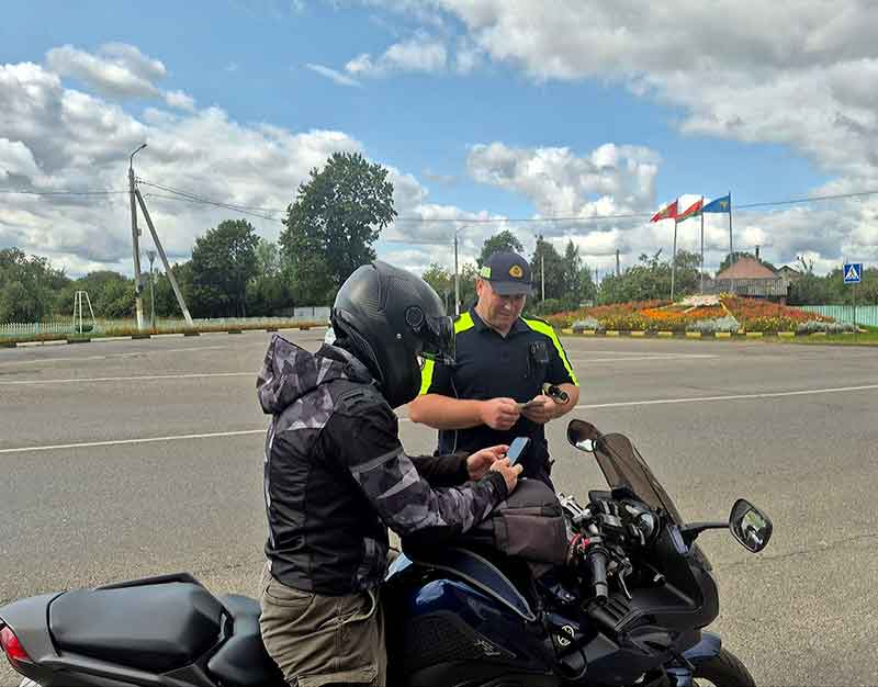 Корреспондент «Роднай нівы» отправился в рейд с ГАИ по улицам Климовичей