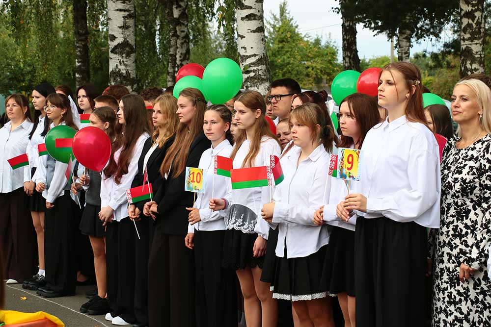 Первый звонок прозвенел для школьников Климовщины