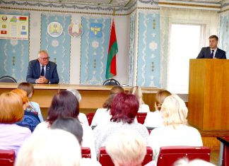 Депутат Сергей Давыдов встретился с климовчанами