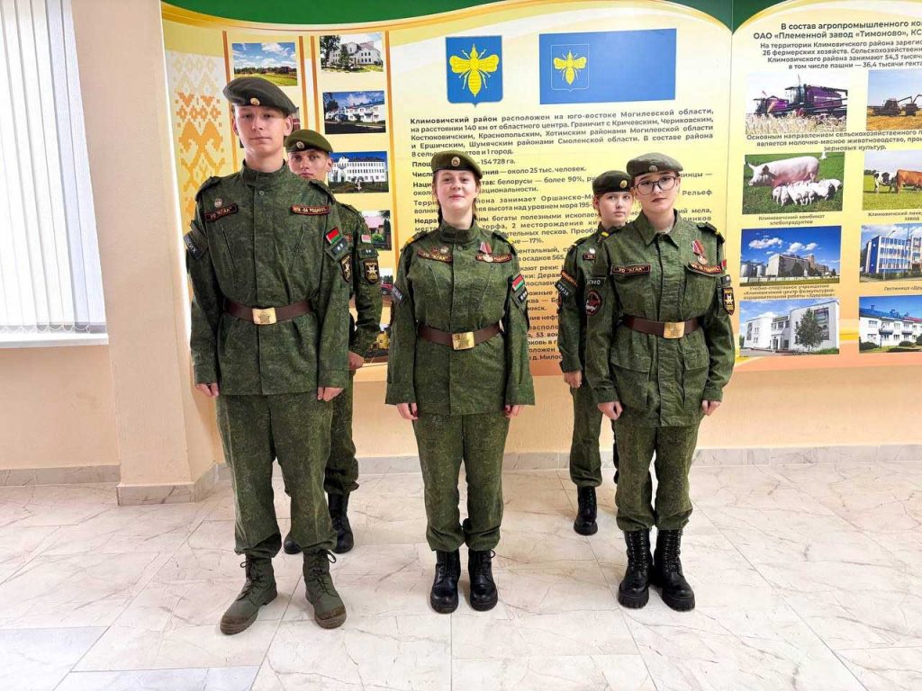 В военно-патриотическом клубе «За Родину!» новобранцы приняли присягу