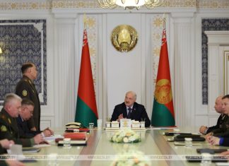 Лукашенко собрал совещание с силовиками. Тема — итоги проверки одной из бригад внутренних войск