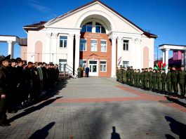 В Климовичском РЦК состоялись торжественные проводы призывников
