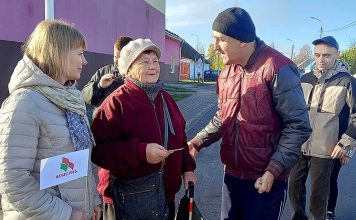 В Климовичах прошла акция РЦСОН «От сердца к сердцу»